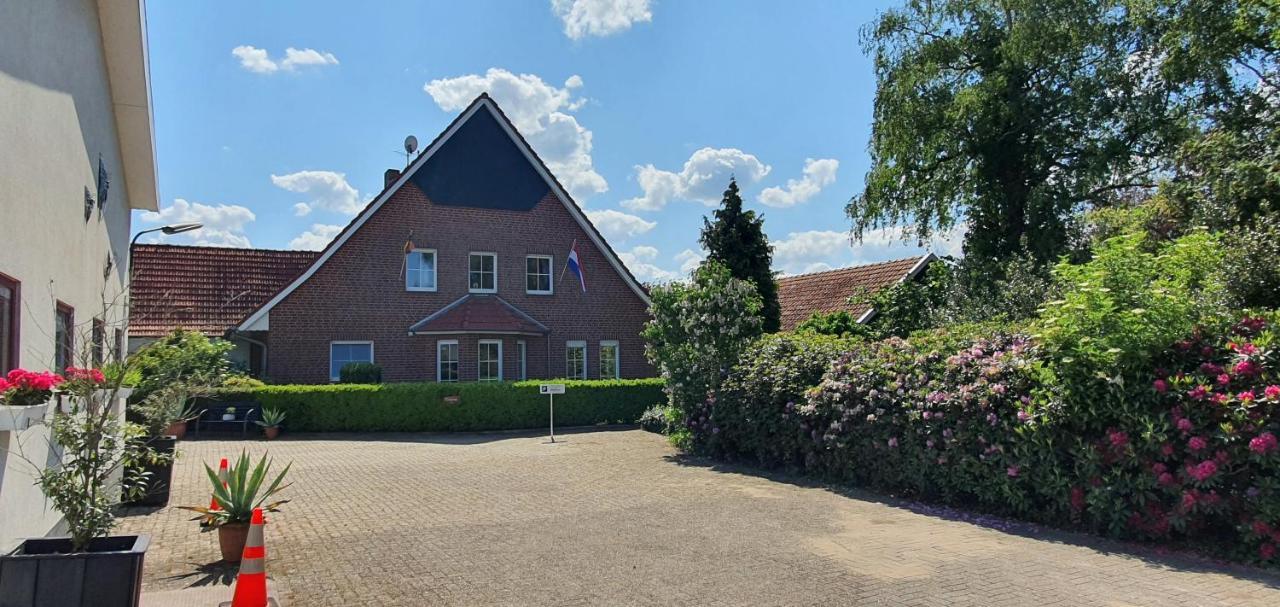 Ferienbauernhof De Slaaphoeve Emlichheim Kültér fotó